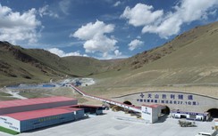 Trung Quốc làm hầm cao tốc dài nhất thế giới tại Tân Cương