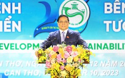 Thủ tướng: Cần Thơ phải đi lên bằng bàn tay, khối óc, khung trời, mảnh đất của mình