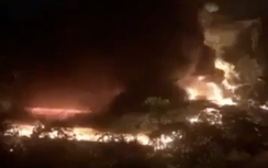 Lửa thiêu rụi hàng trăm xe máy của sinh viên Đại học Hồng Đức