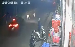 Truy tìm tài xế lái ô tô lao thẳng vào tổ CSGT đang đo nồng độ cồn