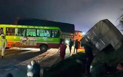 Tai nạn liên hoàn, quốc lộ 6 ùn tắc nhiều giờ