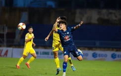 HLV Kiatisak nói lời phũ phàng về HAGL sau khởi đầu tệ nhất lịch sử