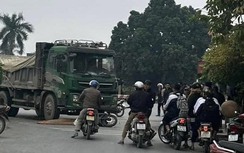 Xe tải vượt ẩu khiến cô gái trẻ tử vong tại chỗ