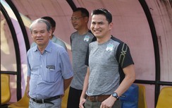 Bầu Đức ra quyết định bất ngờ, HLV Kiatisak chuẩn bị “bay ghế”?