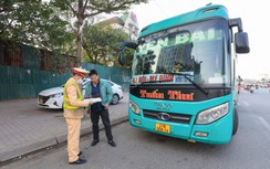 Hà Nội yêu cầu tăng cường xử lý xe dù, bến cóc