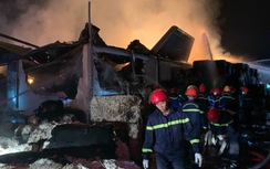 Cháy lớn ở công ty sản xuất sợi