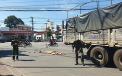 Bình Dương: Xe tải va chạm xe máy, một phụ nữ tử vong thương tâm