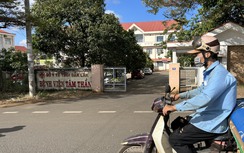 Bắt quả tang một bác sĩ nhận tiền của người bệnh