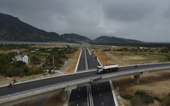 Vướng mặt bằng, nhiều hạng mục phụ trợ cao tốc Nha Trang - Cam Lâm chưa thể hoàn thành