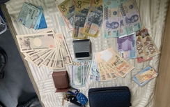 Nữ tiếp viên tàu SE4 trả lại hơn 60 triệu đồng khách để quên