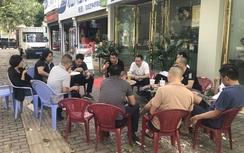 Chủ xe lo tay trắng sau chuyến hàng qua biên giới