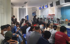 Hiểu lầm quy định, người dân Đồng Nai đổ xô đi đổi giấy phép lái xe