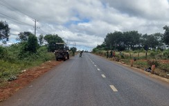 Hai thanh niên đi xe máy tử vong sau va chạm với xe công nông ở Gia Lai