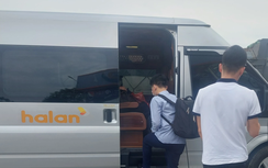 Xe hợp đồng trá hình Hà Lan ngang nhiên hoạt động giữa cao điểm