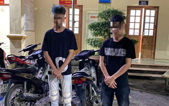 Hoà Bình: 2 thanh niên nhiều lần lạng lách, rú ga trêu chọc CSGT
