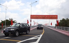 Thông xe cầu 150 tỷ đồng kết nối Long An-TP.HCM