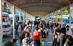 Người dân bắt đầu nghỉ lễ 2/9, tình hình tàu xe, giao thông ra sao?
