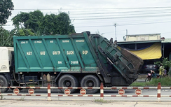 Tạm giữ tài xế xe chở rác gây tai nạn khiến một học sinh tử vong