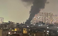 Cháy chung cư mini ở Hà Nội, người dân la hét cầu cứu