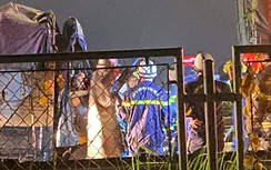 Húc đuôi xe container trên cao tốc, 2 mẹ con tài xế xe tải tử vong