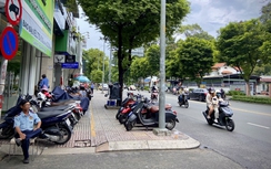 Ai giám sát thu phí vỉa hè?