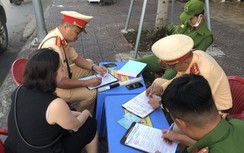 Sóc Trăng: Xử lý hàng loạt ô tô đi vào đường cấm