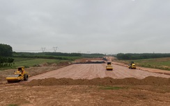 Gỡ vướng mặt bằng, đẩy tiến độ cao tốc Bắc - Nam qua Bình Định