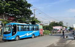 Xe khách va chạm xe máy, người phụ nữ ngã xuống đường tử vong thương tâm