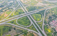 Ngắm nút giao thông siêu hiện đại tại Hà Nội từ trên cao