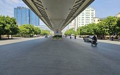 Ngắm đường phố Hà Nội thưa vắng xe cộ dịp nghỉ lễ 2/9