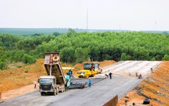 Xử lý nhanh "điểm nghẽn" mặt bằng cao tốc Vạn Ninh - Cam Lộ