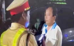 Khi bí thư, chủ tịch huyện uống rượu bia lái xe