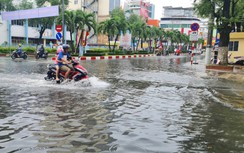 Mưa lớn, nhiều tuyến đường của TP Bạc Liêu ngập nặng