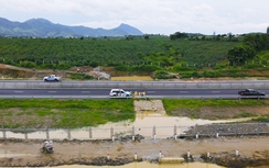 Sắp thanh thải lòng sông, ngăn nguy cơ ngập trên cao tốc Phan Thiết - Dầu Giây