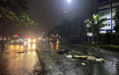 Xe máy gãy đôi khi tông vào xe tải, một người tử vong tại chỗ