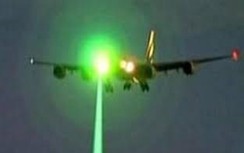 Phát hiện người dân thả diều, đèn trời uy hiếp an toàn bay tại Nội Bài