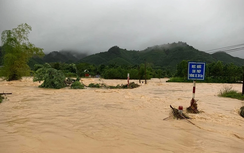 Người đàn ông mất tích trong đêm mưa lũ