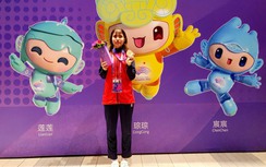 Thầy của nữ võ sĩ giành HCĐ ASIAD tiết lộ chi tiết đầy xúc động