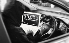 Cấm tua công - tơ - mét, tự ý cải tạo xe