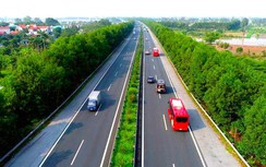 Cho phép xe khách tuyến cố định đi trên cao tốc Bắc - Nam mới