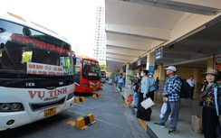 Không nộp phù hiệu bị thu hồi, xe vận tải sẽ bị cảnh báo đăng kiểm