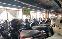 Giám đốc Công an TP.HCM chỉ đạo xử lý xe máy "bỏ quên" ở bến xe, sân bay