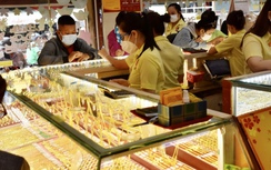 Giá vàng hôm nay 10/9: Vàng thế giới lại lao dốc