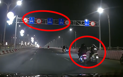 Nhóm thanh niên đầu trần, đua nhau đánh võng trên làn ô tô cầu Vĩnh Tuy