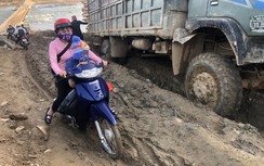 Quảng Ngãi: Cầu 100 tỷ xây xong trước Tết, dân hết cảnh đi đường tạm lầy lội