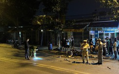 Hai xe máy đối đầu trong đêm, một người tử vong