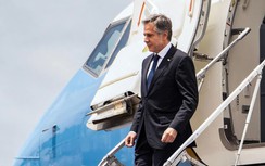 Máy bay Boeing 737 chở Ngoại trưởng Mỹ gặp sự cố vào phút chót