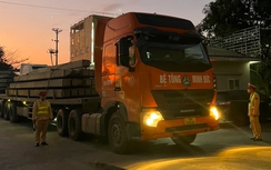 Hải Phòng: Các tổ cơ động xuyên đêm xử lý xe quá tải