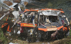 Liên tiếp xảy ra tai nạn do lái xe mệt mỏi, ngủ gật, ngăn cách nào?