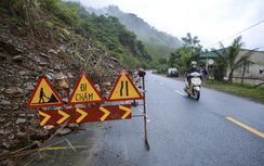 Sớm xử lý các khu vực có nguy cơ sạt lở trên QL7